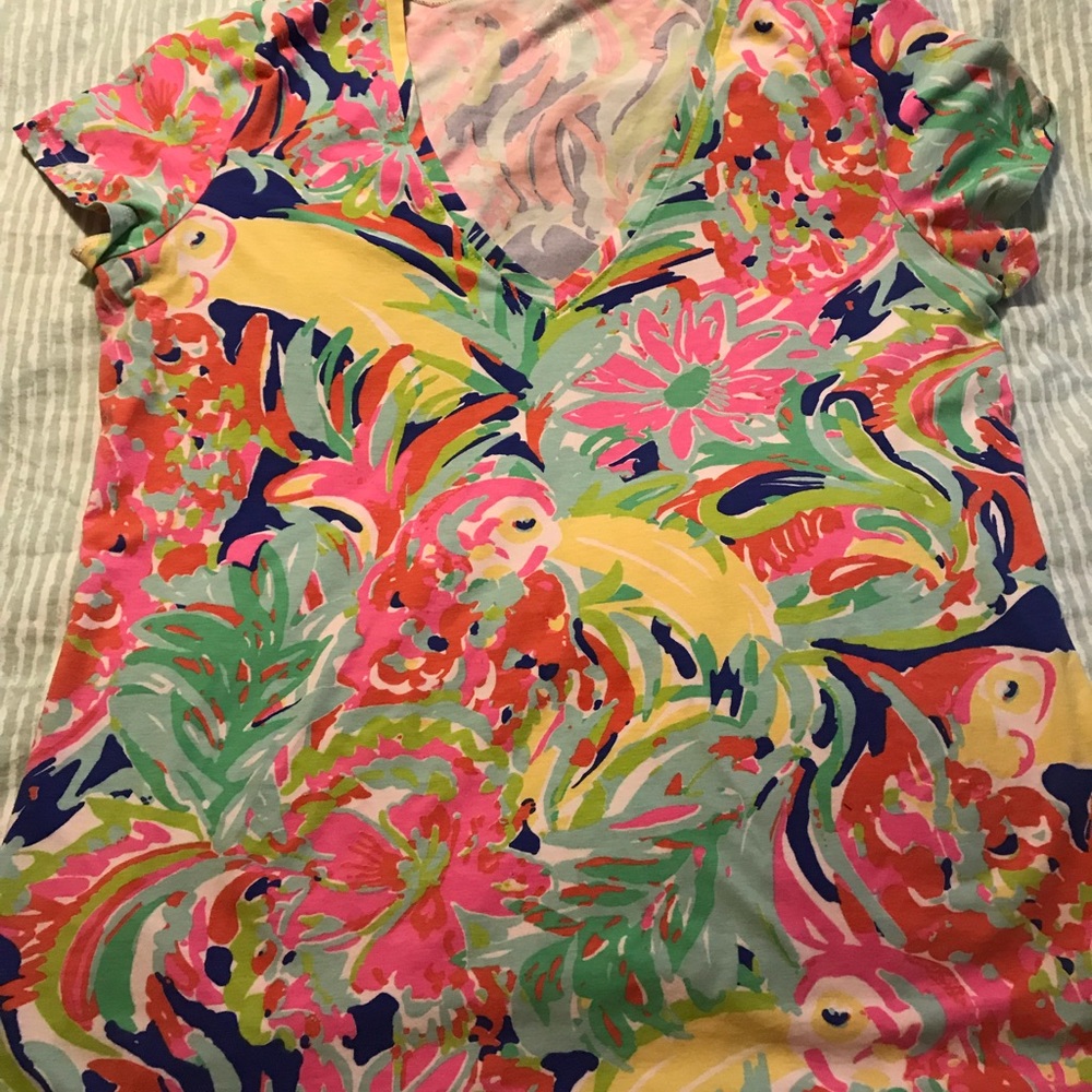 Lilly T shirt